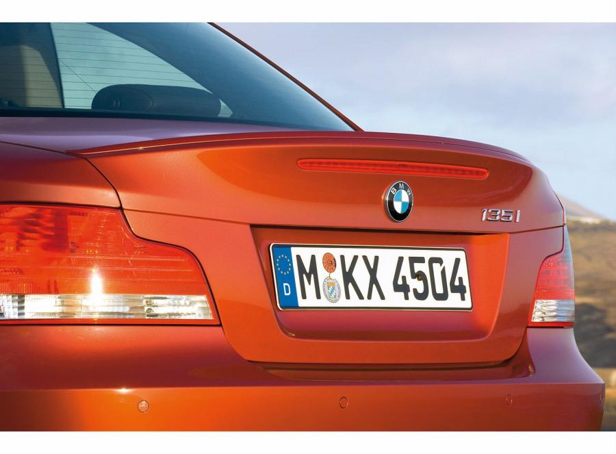  BMW 1-Series Coupe 2011 года  (фото 53 из 77)